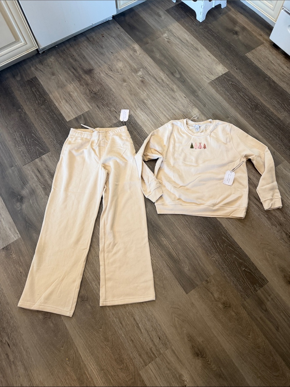 NWT Adults Cream Holiday Tree Sweatshirt & Pants Set